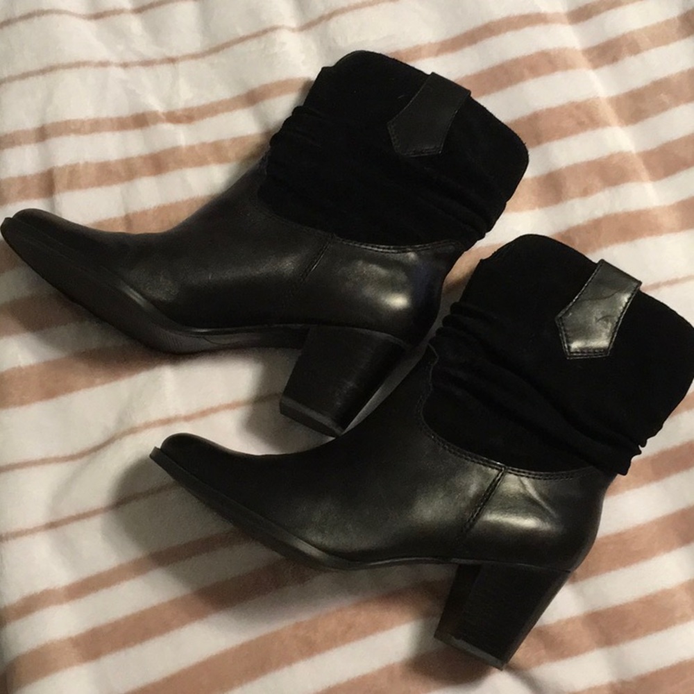 Naturalizer Dakota-Black Scrunched Cowboy Boot Like sz 11